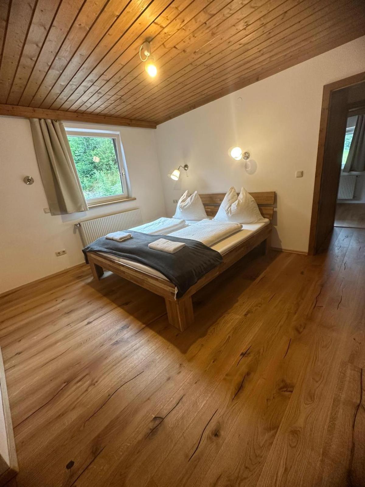 Stille Oase Apartment Panorama บรุค อันแดร์ โกรสส์กลอคเนอร์ชตราสเซอ ภายนอก รูปภาพ